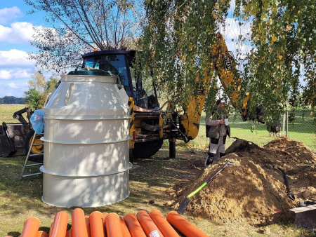 zdjęcie WR-6S biologiczna  oczyszczalnia ścieków (1-4 osób) ze sklepu maleszklarnie.pl